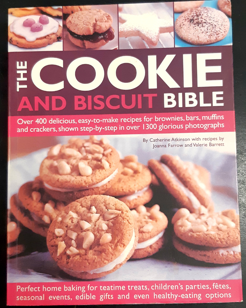 The Cookie and Biscuit Bible by Catherine Atkinson