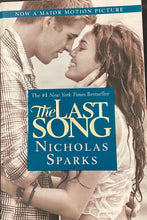 Load image into Gallery viewer, The Last Song, Nicholas Sparks
