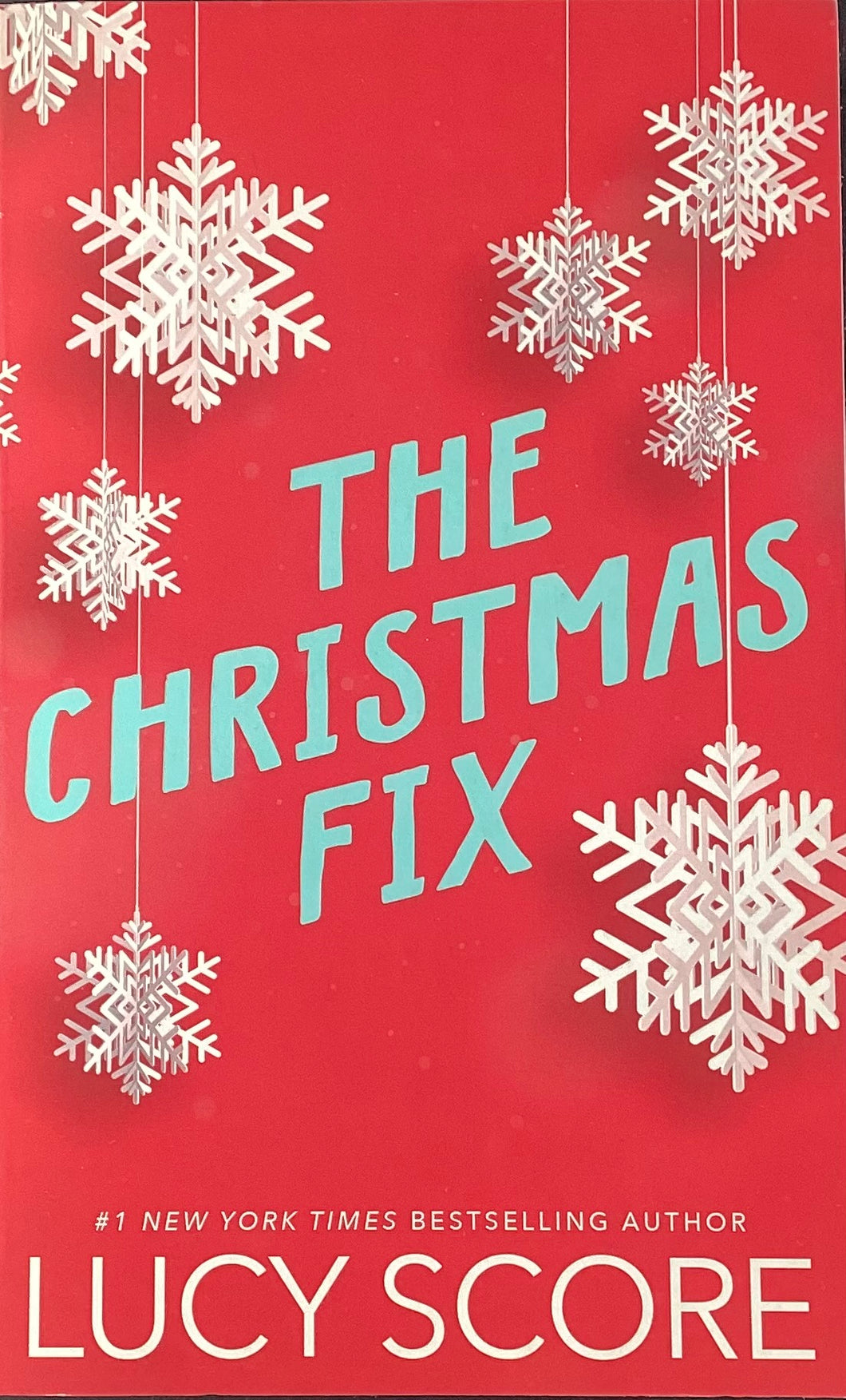 The Christmas Fix by Lucy Score