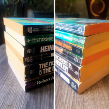 Load image into Gallery viewer, Vintage Robert A. Heinlein Paperbacks - Set of 6
